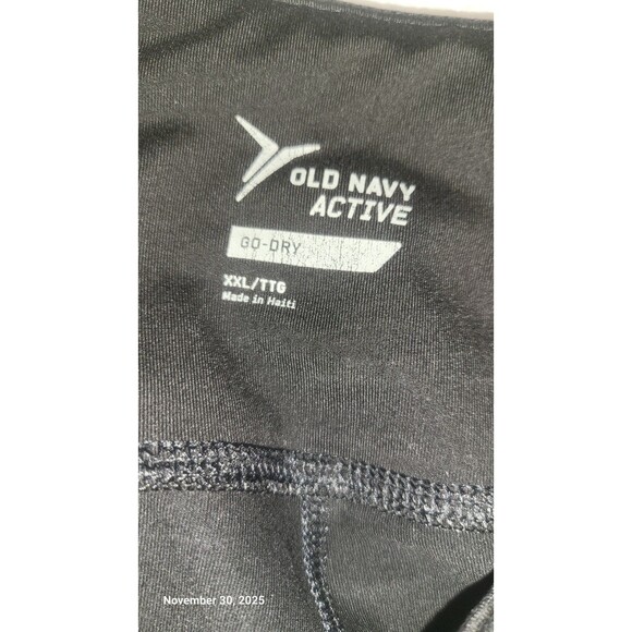 Old Navy Active Slim Boot Cut extra high rise leggings Black NWOT - Picture 2 of 6